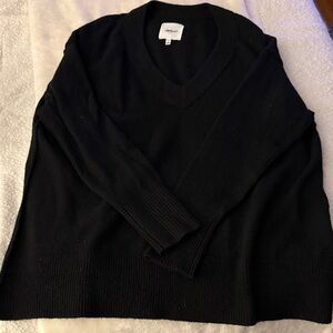 Aerie Oversize Black V-Neck Sweater